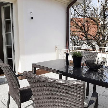 Apartment 4-6 Personen I 80Qm I Altstadt I Dachterasse I Parkplatz Straubing Extérieur photo