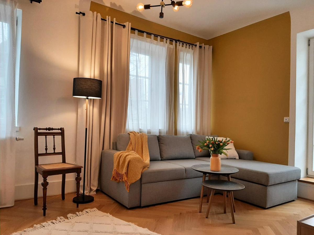 Apartment 4-6 Personen I 80Qm I Altstadt I Dachterasse I Parkplatz Straubing Extérieur photo