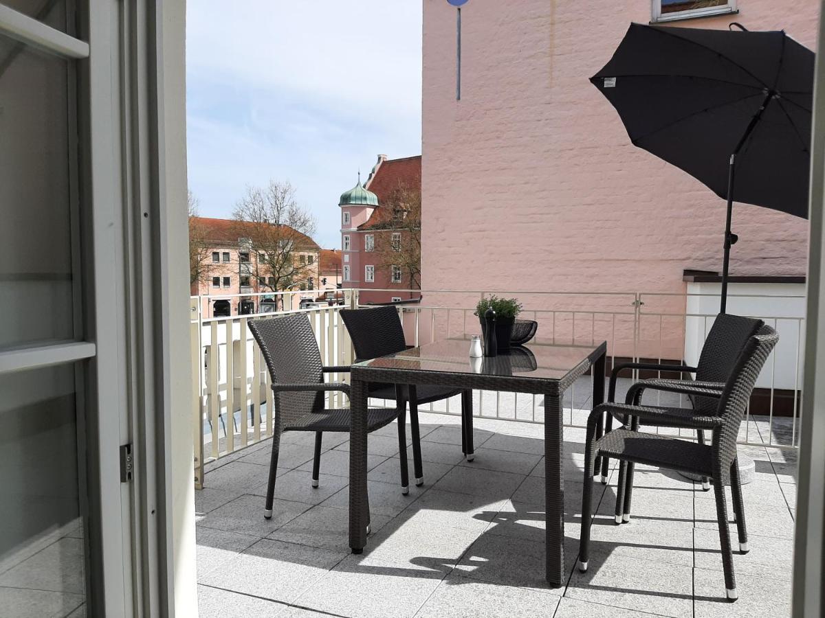 Apartment 4-6 Personen I 80Qm I Altstadt I Dachterasse I Parkplatz Straubing Extérieur photo